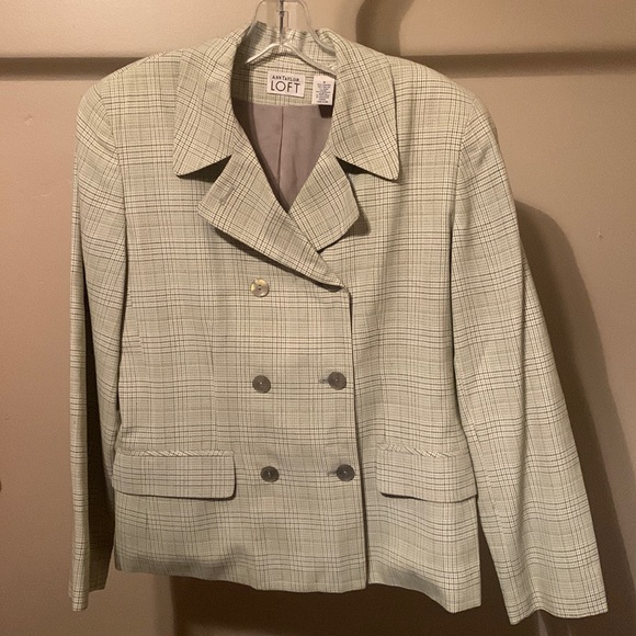 LOFT Jackets & Blazers - Ann Taylor LOFT Suit Jacket and Skirt set